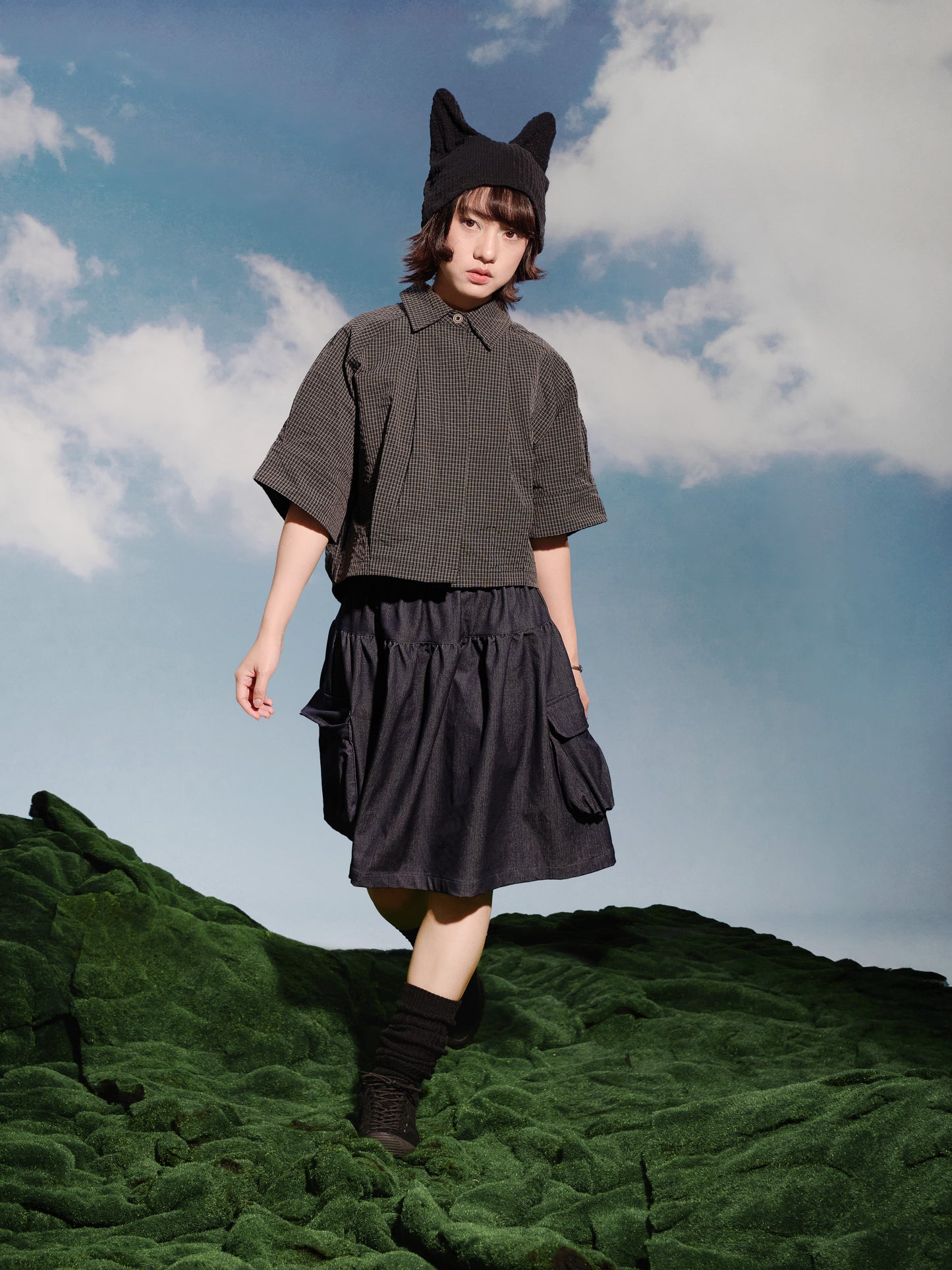 SS25-08D Falcon Gaze Plaid Skirt (Demin)