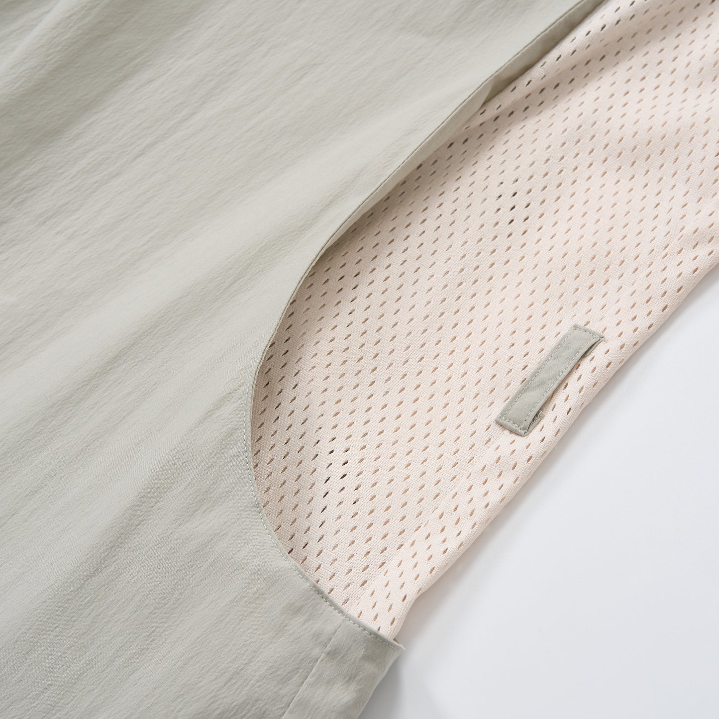 AW24-34T Tech Jellyfish Top