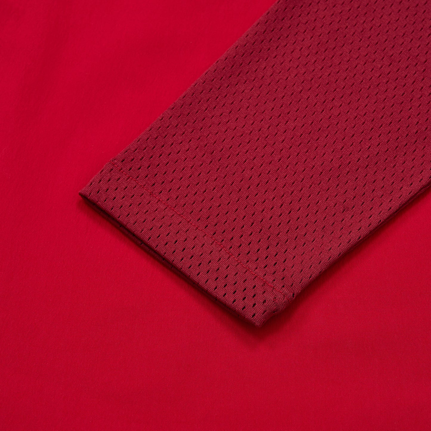 AW24-34T Tech Jellyfish Top