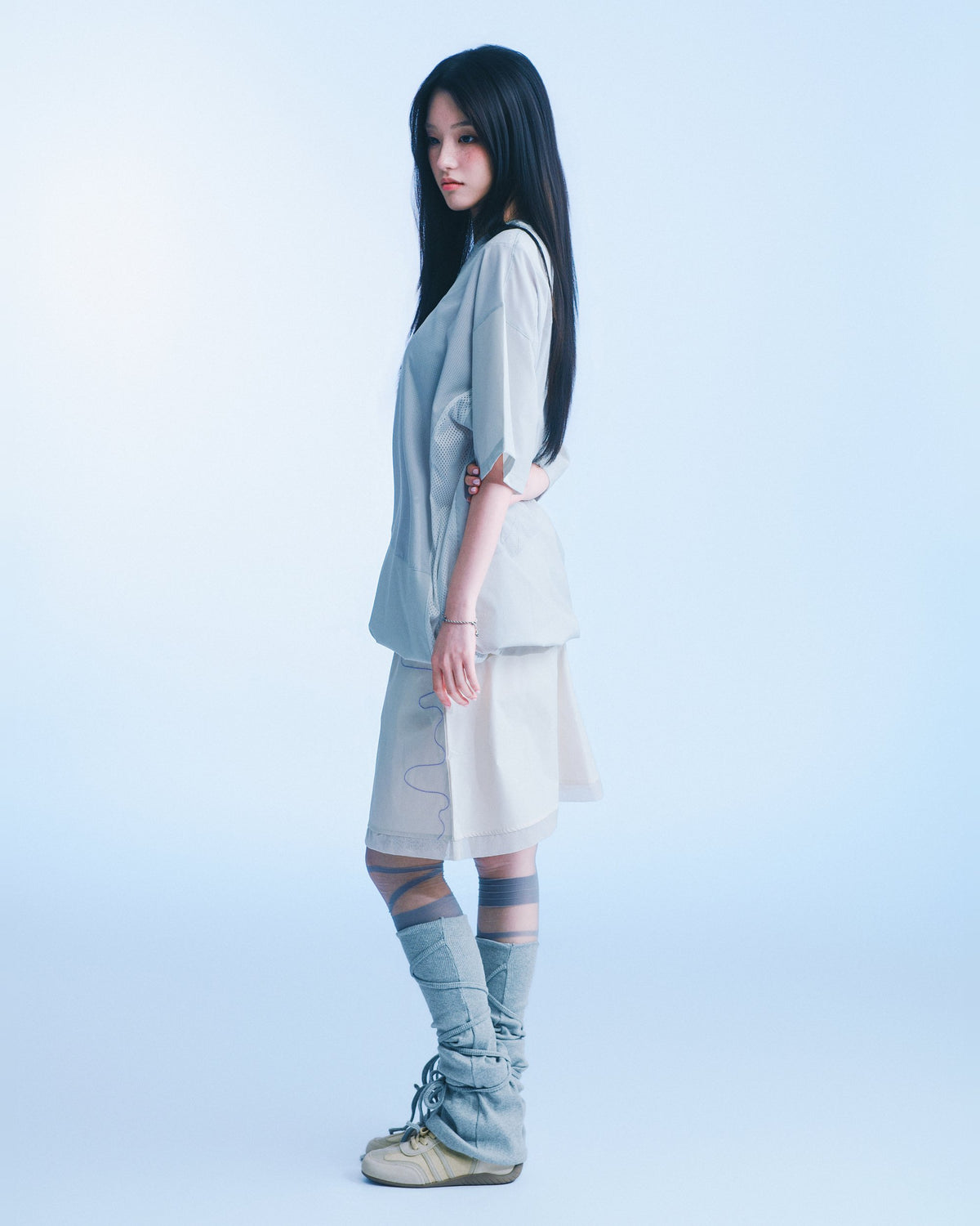 拼接短袖 Tee(淺灰) Drift Panel Tee|模特全身