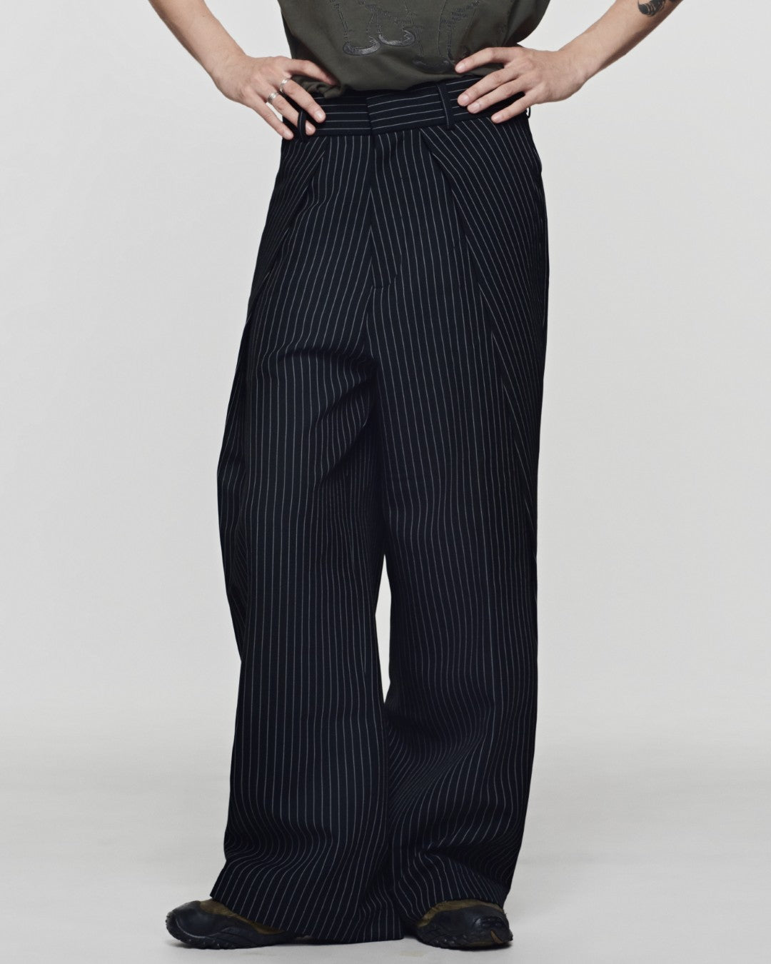 Lider ROLLING WIDE-LEG TROUSERS - Striped Black 闊腳褲