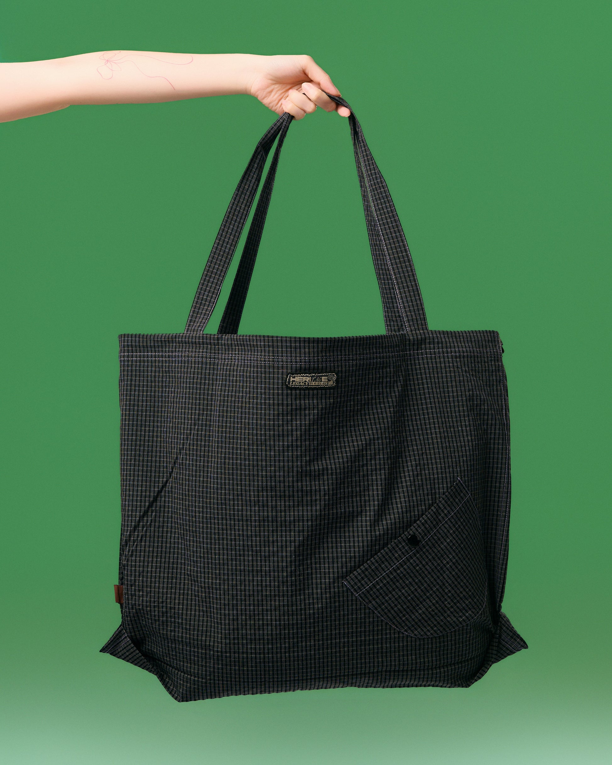 三十三天哪吒太子 Tote Bag 黑色 模特造型 2