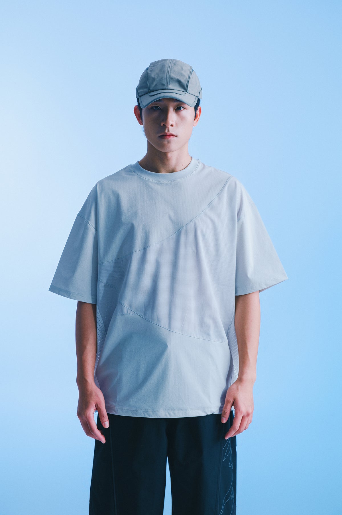 拼接短袖 Tee（淺灰） Drift Panel Tee｜模特造型