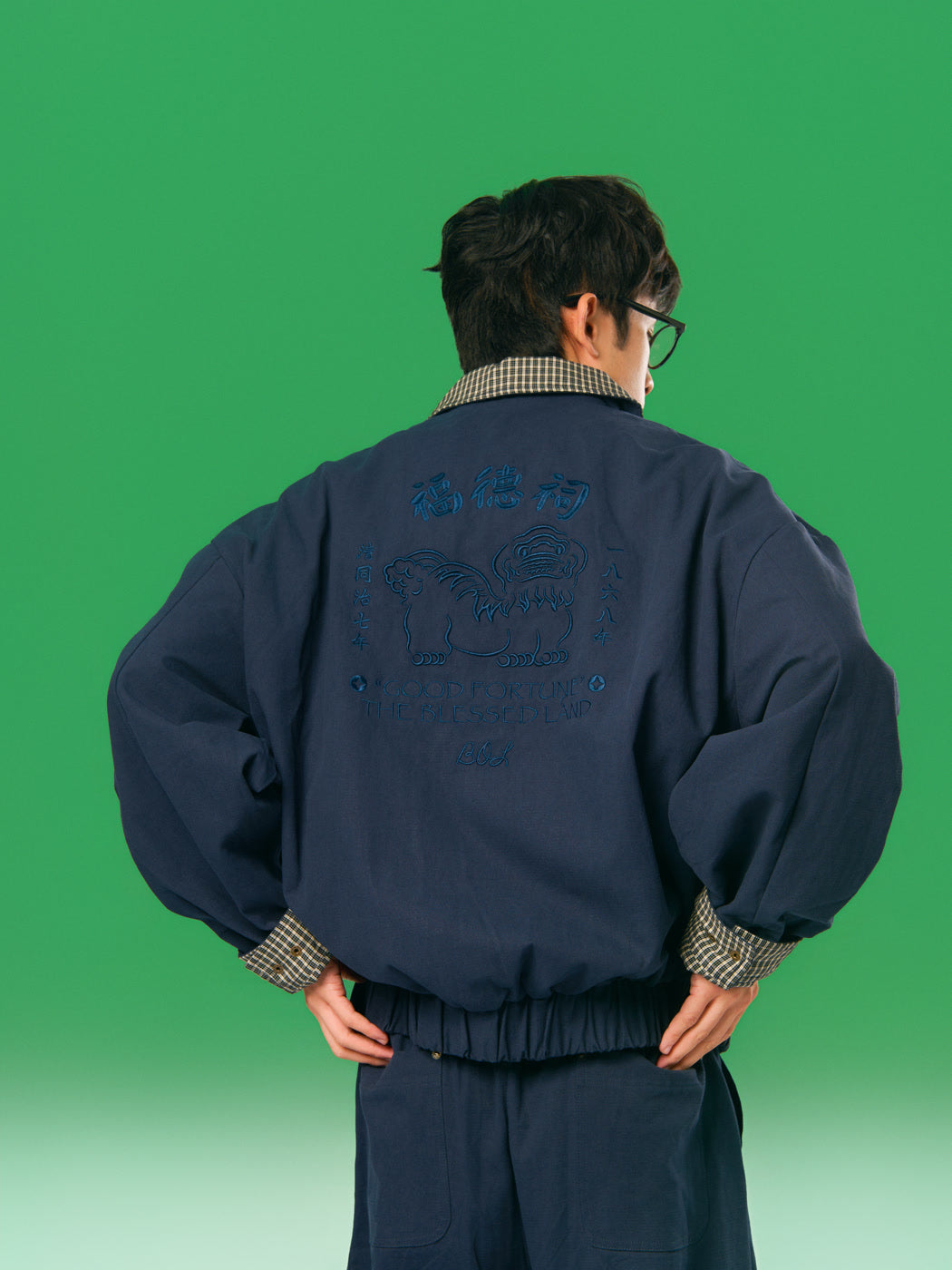 福德祠雙面 Harrington 外套 navy 背面