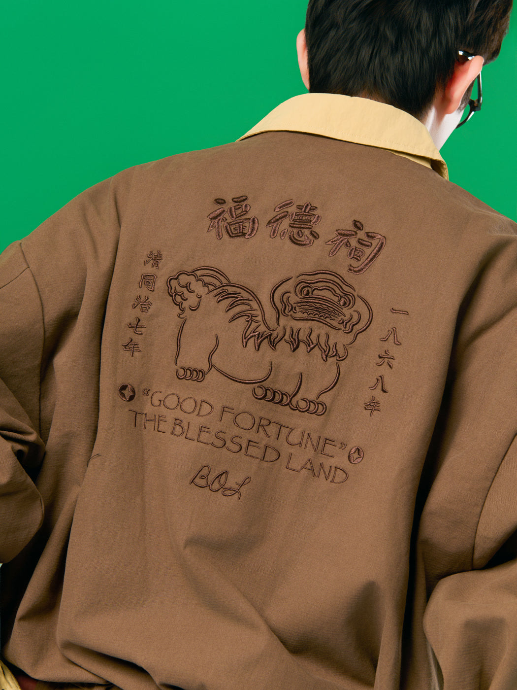 福德祠雙面 Harrington 外套 啡 細節（背面福德祠刺繡）