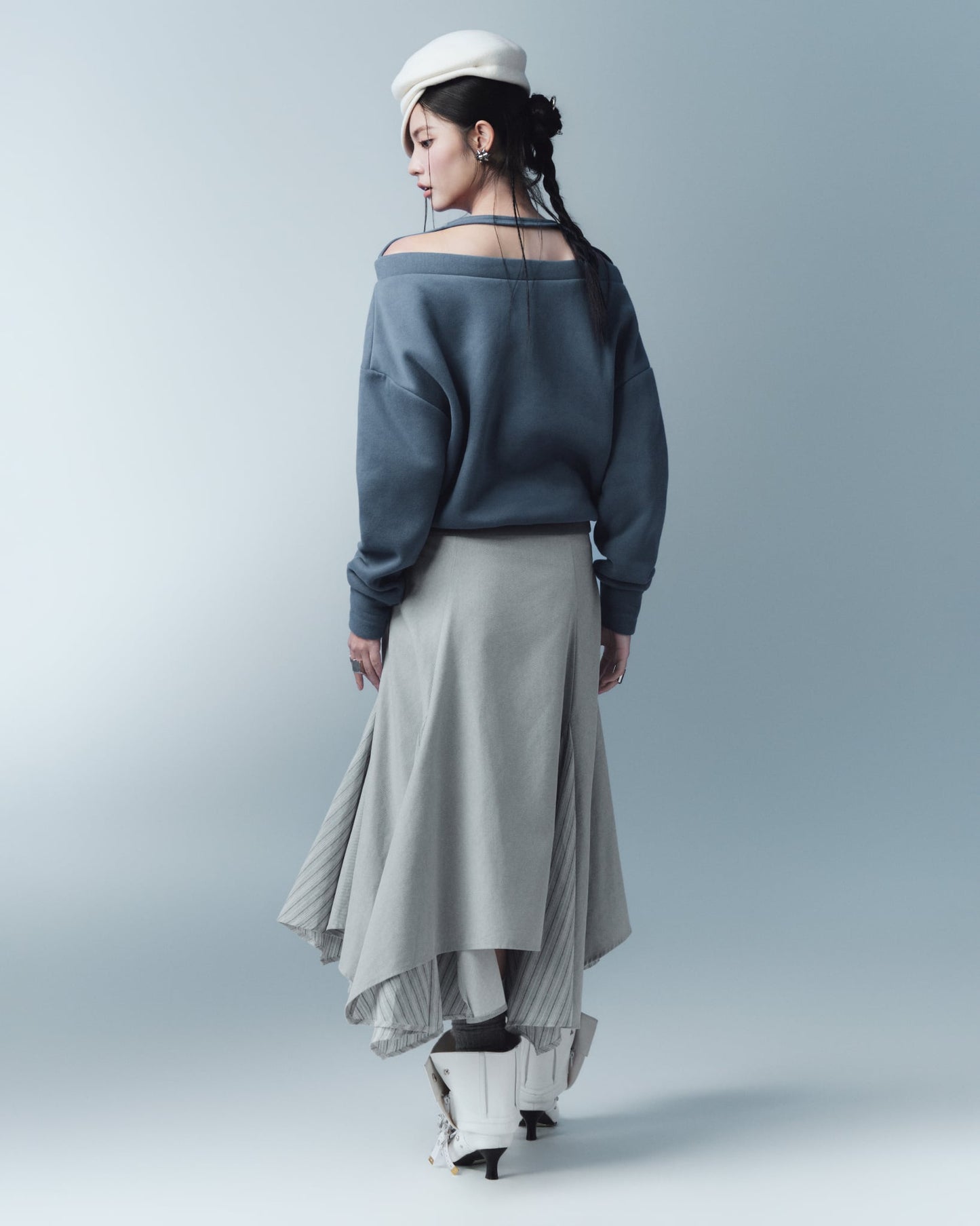 Balwin Sweater (Blue) — Bunnyhill