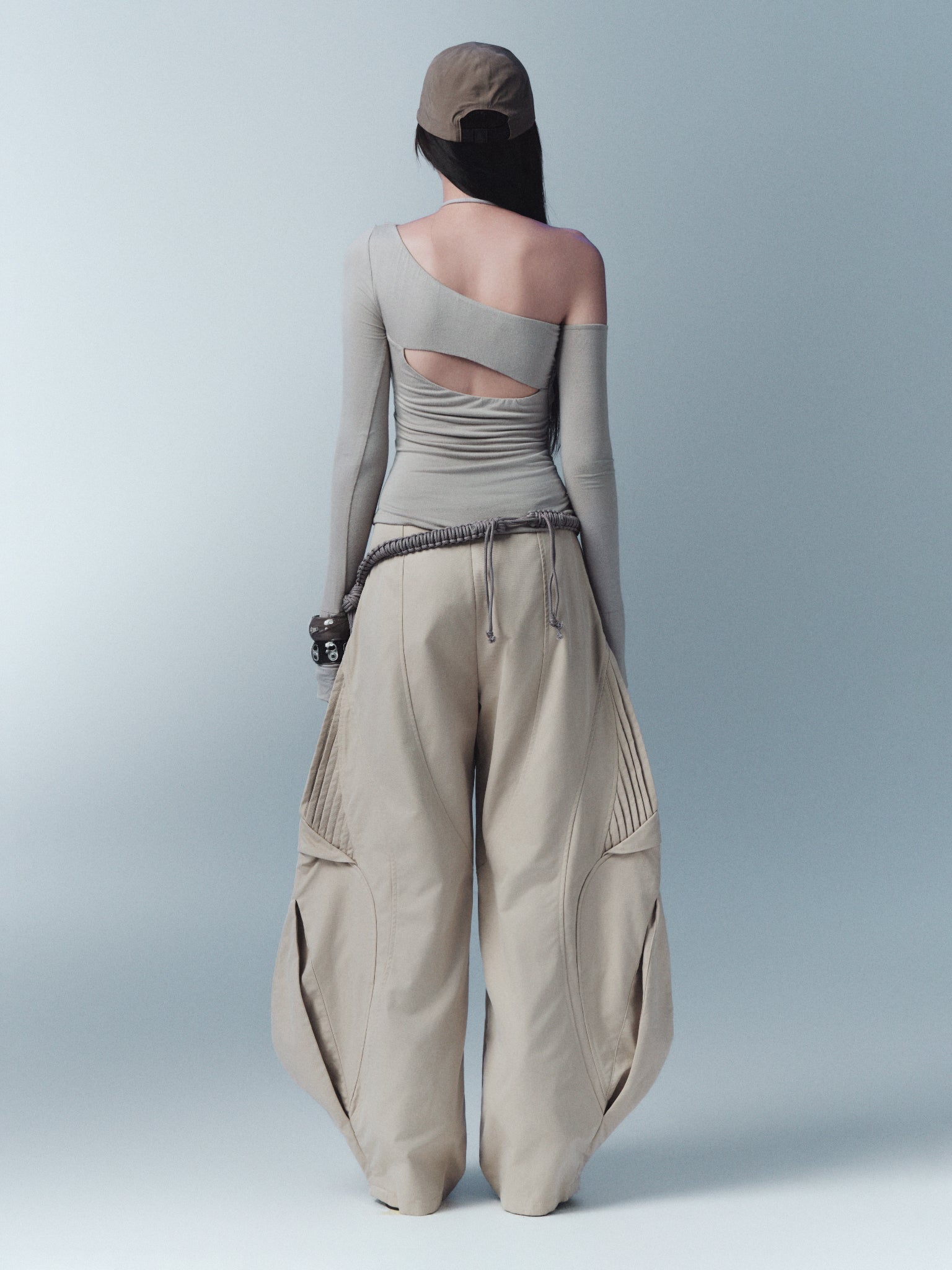 Seamux Pants (Beige) — Bunnyhill
