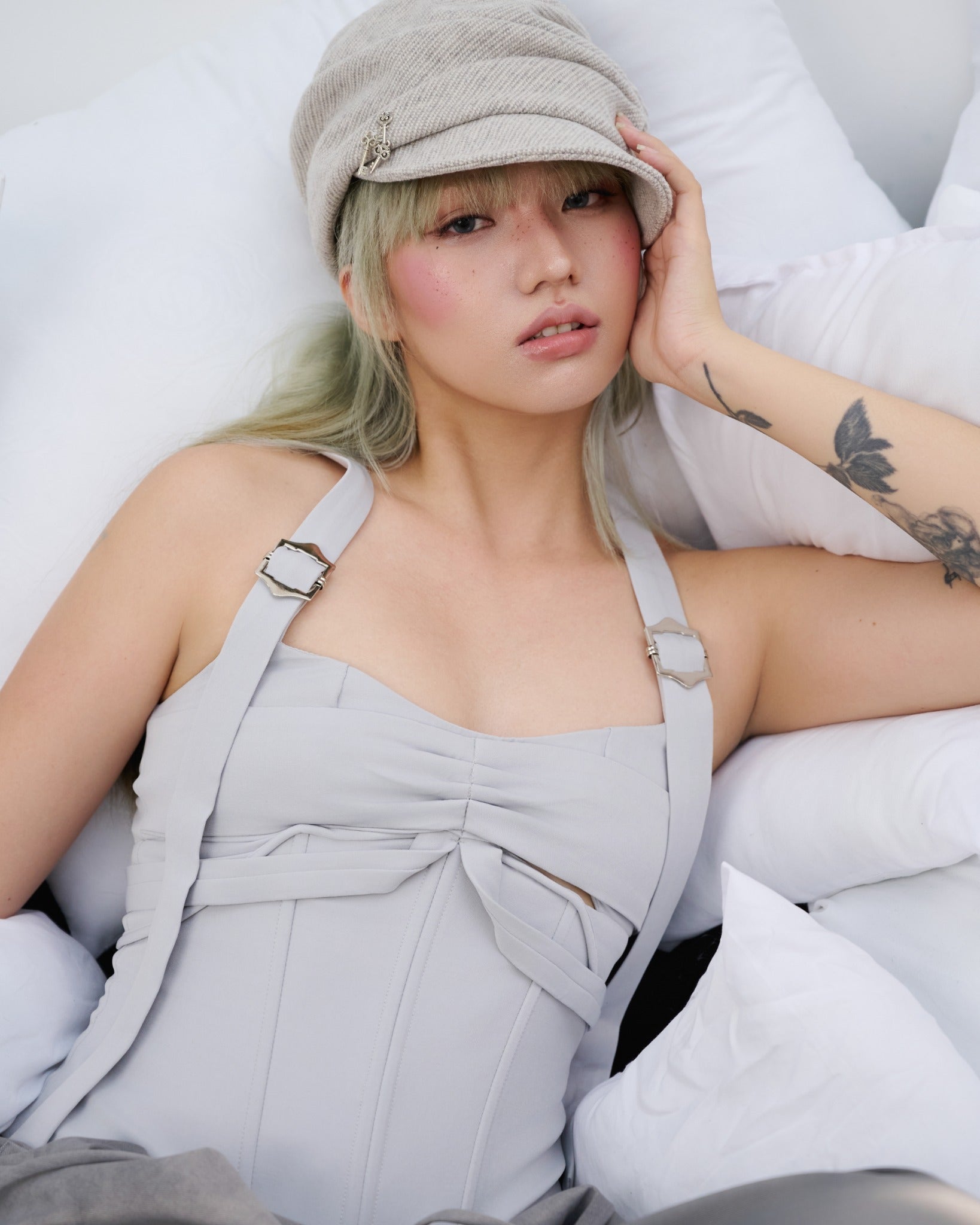 Radbitle Top (Grey) — Bunnyhill