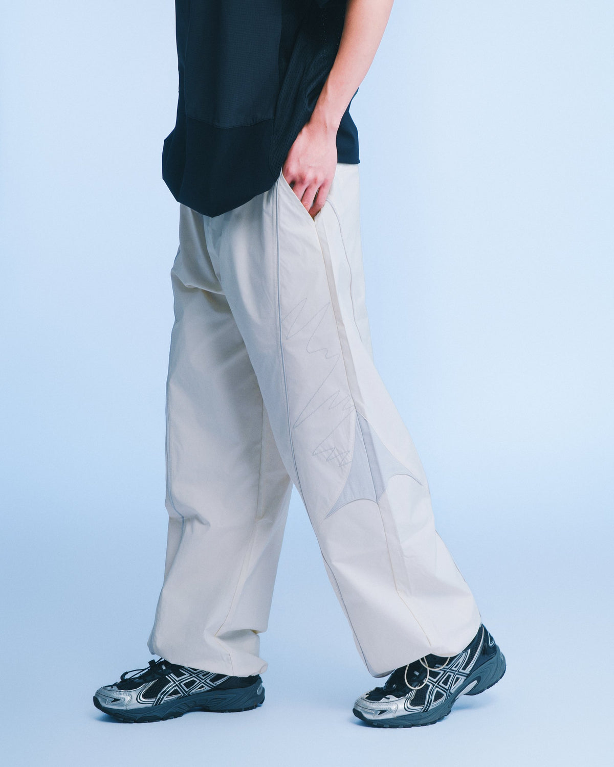 海覺刺繡闊腳褲（米白） Drift Wide Pants｜模特半身
