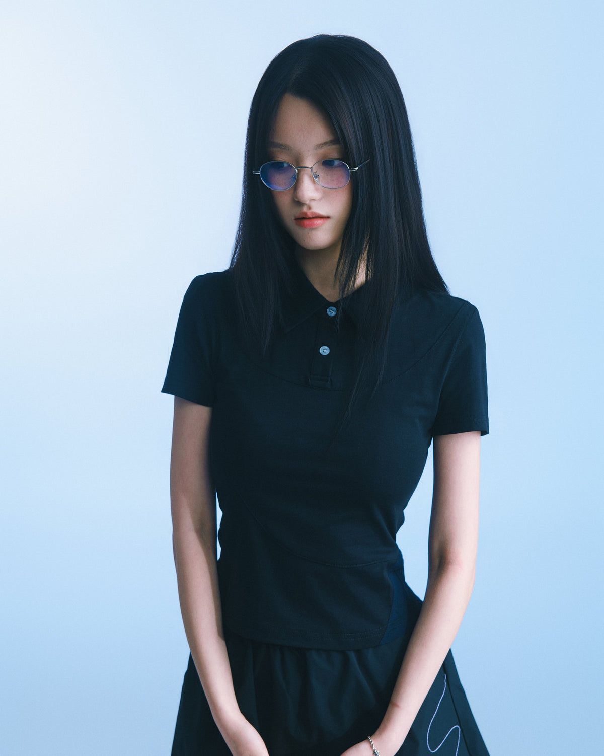 網紗拼接短版 Polo（黑） Mesh Inset Polo｜模特半身