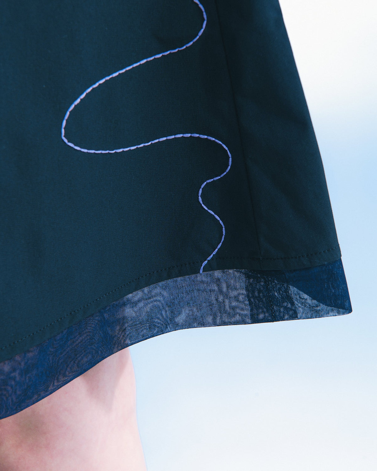波浪車線 A 字裙（黑） Wave Stitch A-Line Skirt｜細節