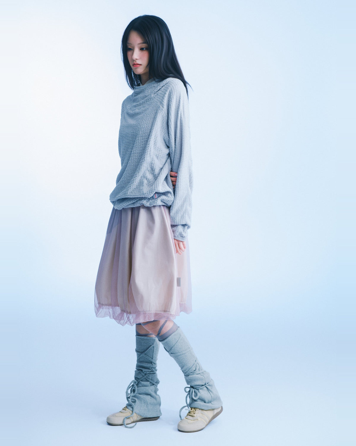 華夫格高領連帽衫（淺灰） Waffle Knit Hoodie｜模特全身