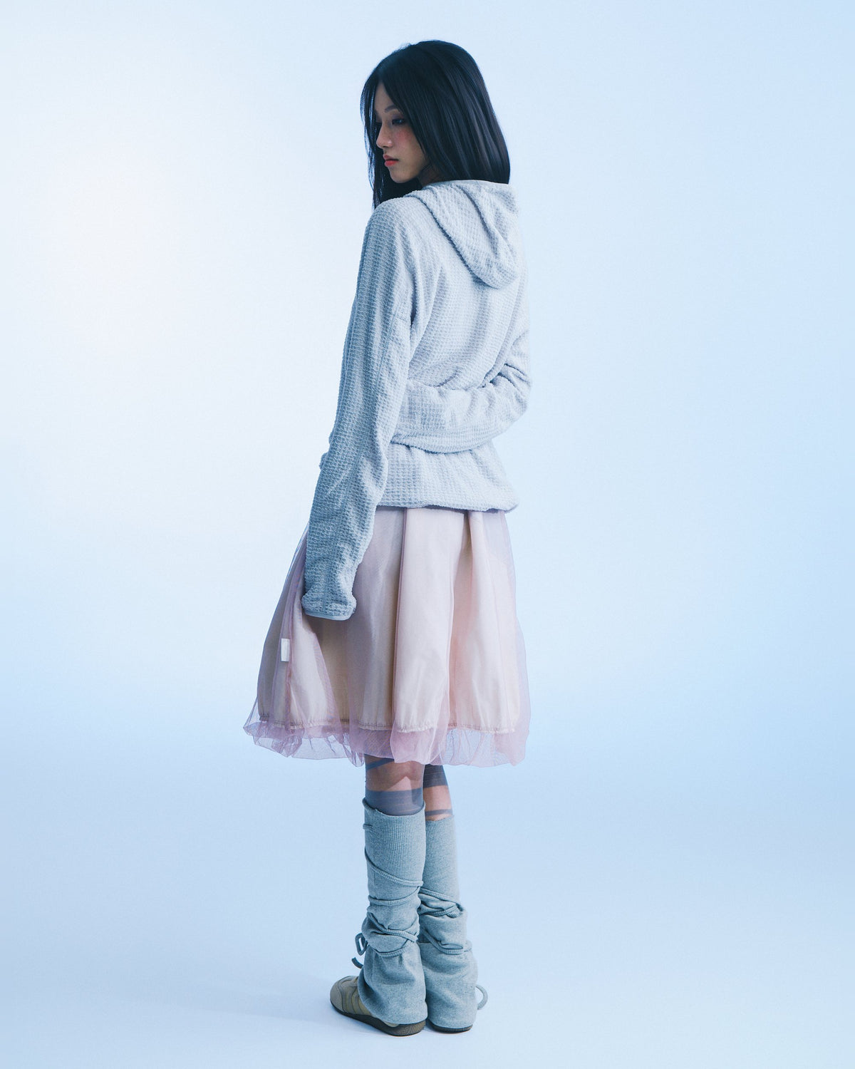 華夫格高領連帽衫（淺灰） Waffle Knit Hoodie｜模特全身