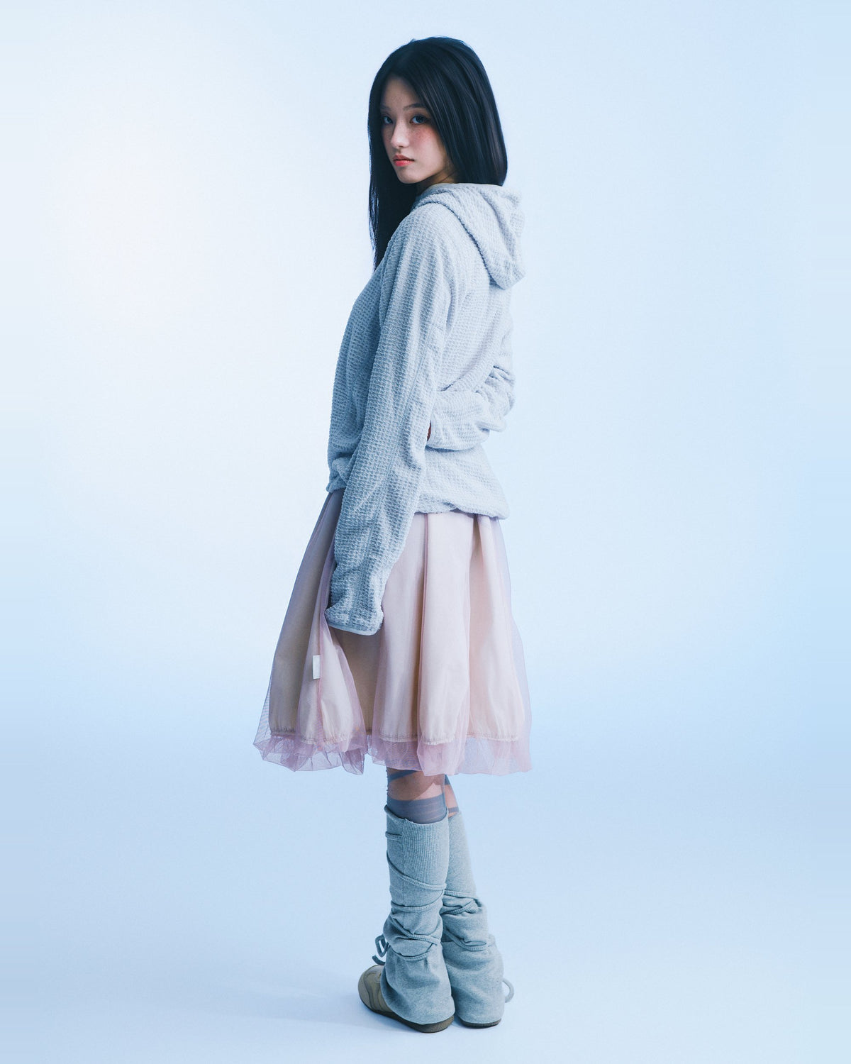 華夫格高領連帽衫（淺灰） Waffle Knit Hoodie｜模特全身