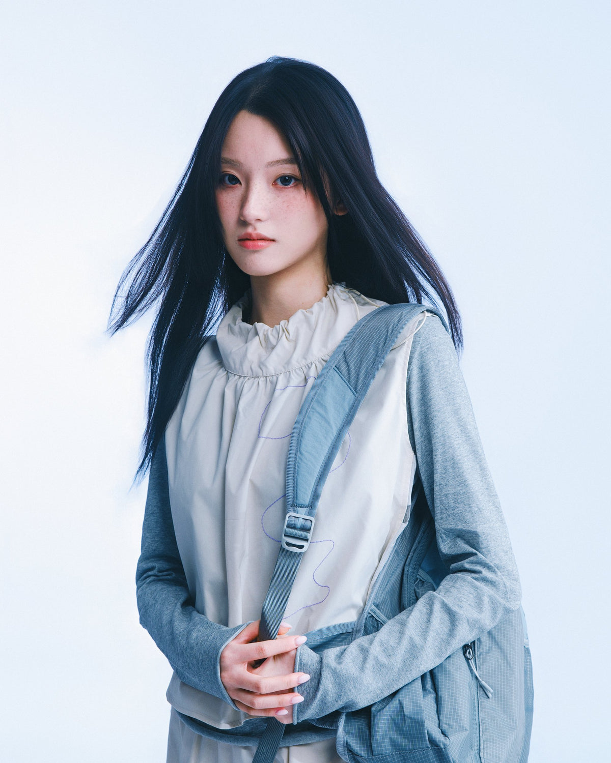 海覺刺繡抽繩背心（米白） A-Má Drawstring Vest｜模特半身