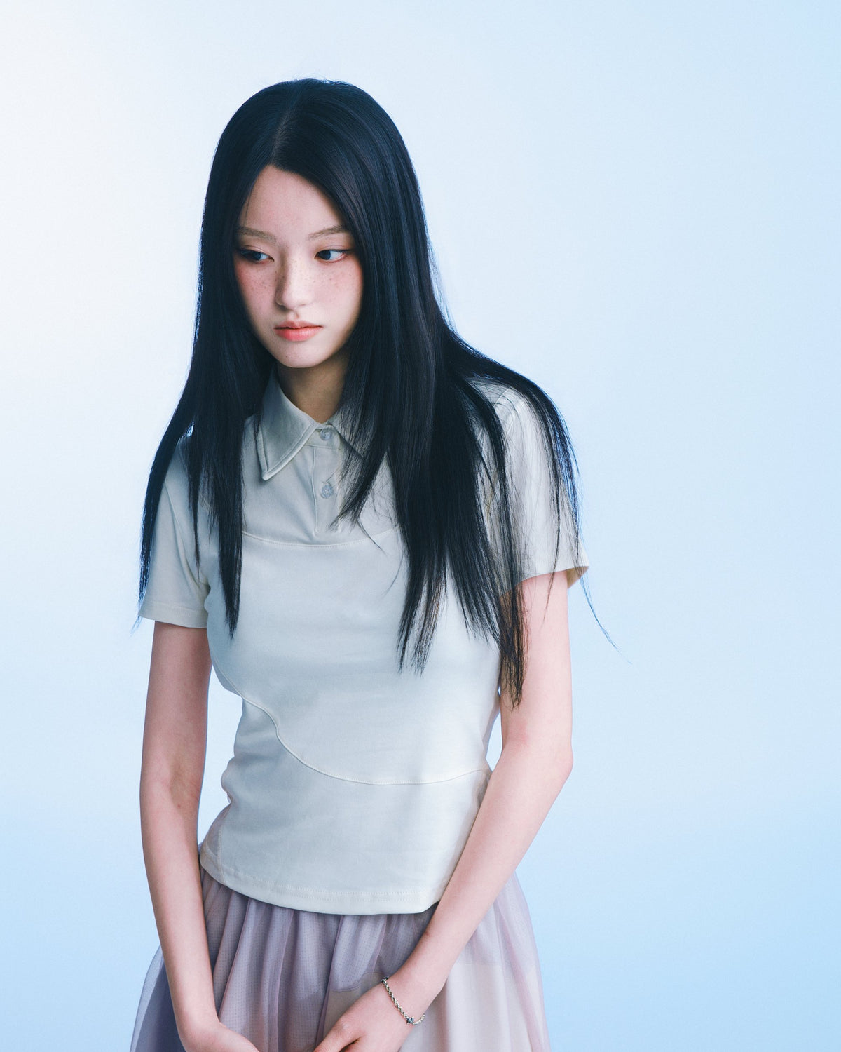 網紗拼接短版 Polo（米白） Mesh Inset Polo｜模特半身