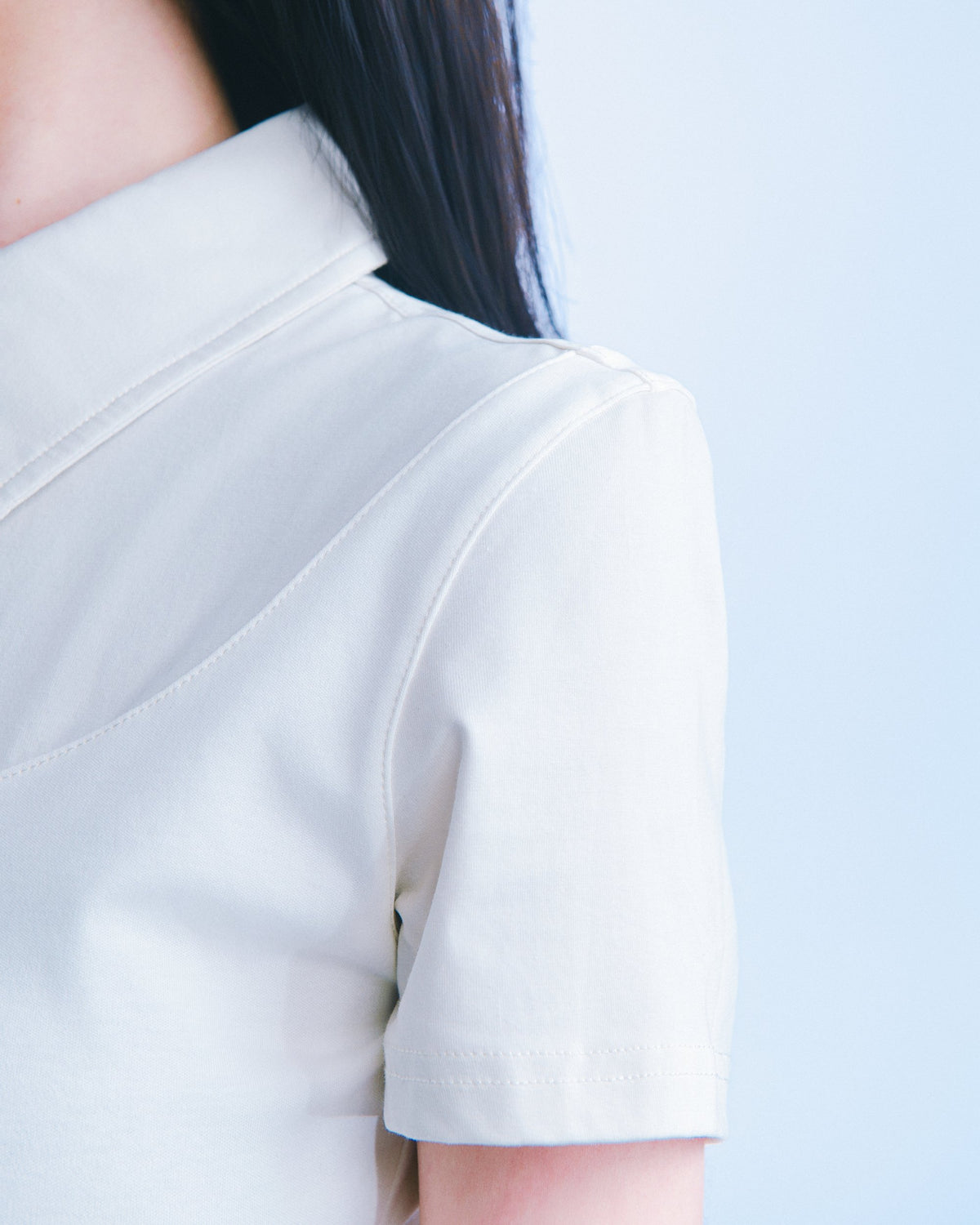 網紗拼接短版 Polo（米白） Mesh Inset Polo｜細節