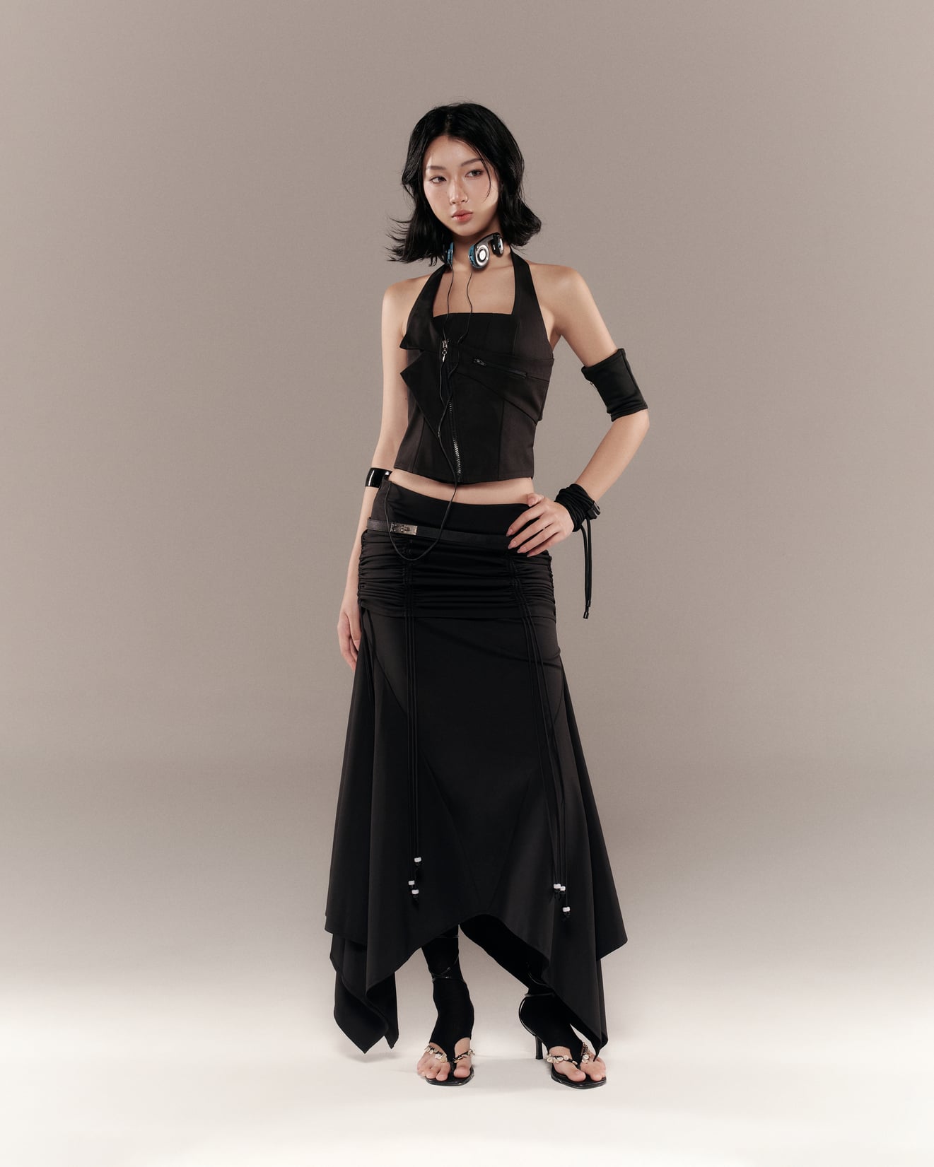 Dari Top (Black) — Bunnyhill