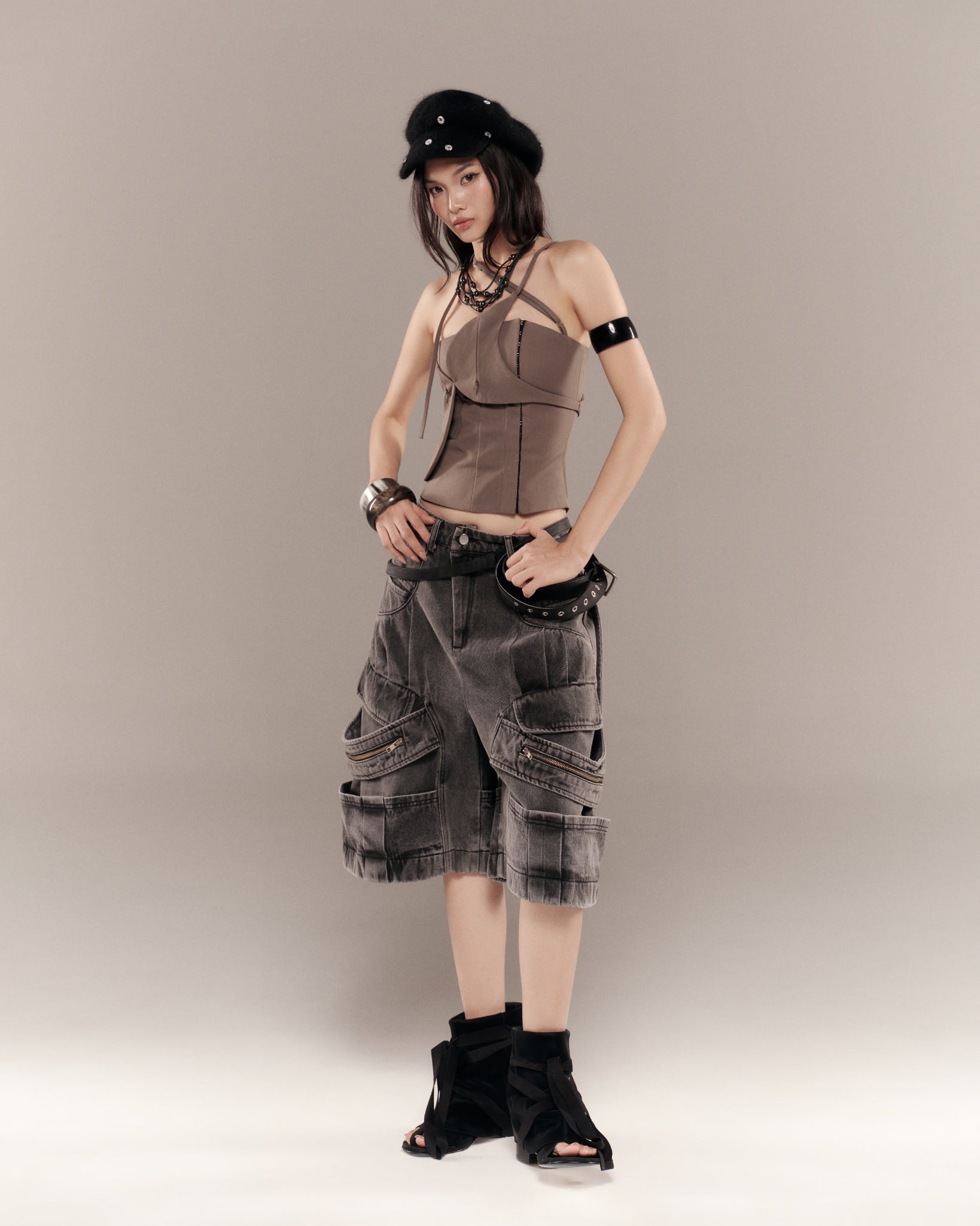 Demos Top (Grey) — Bunnyhill