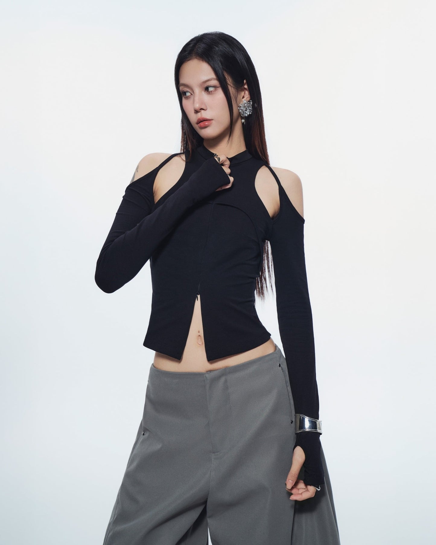 Caspian Long Sleeve Top (Black) — Bunnyhill