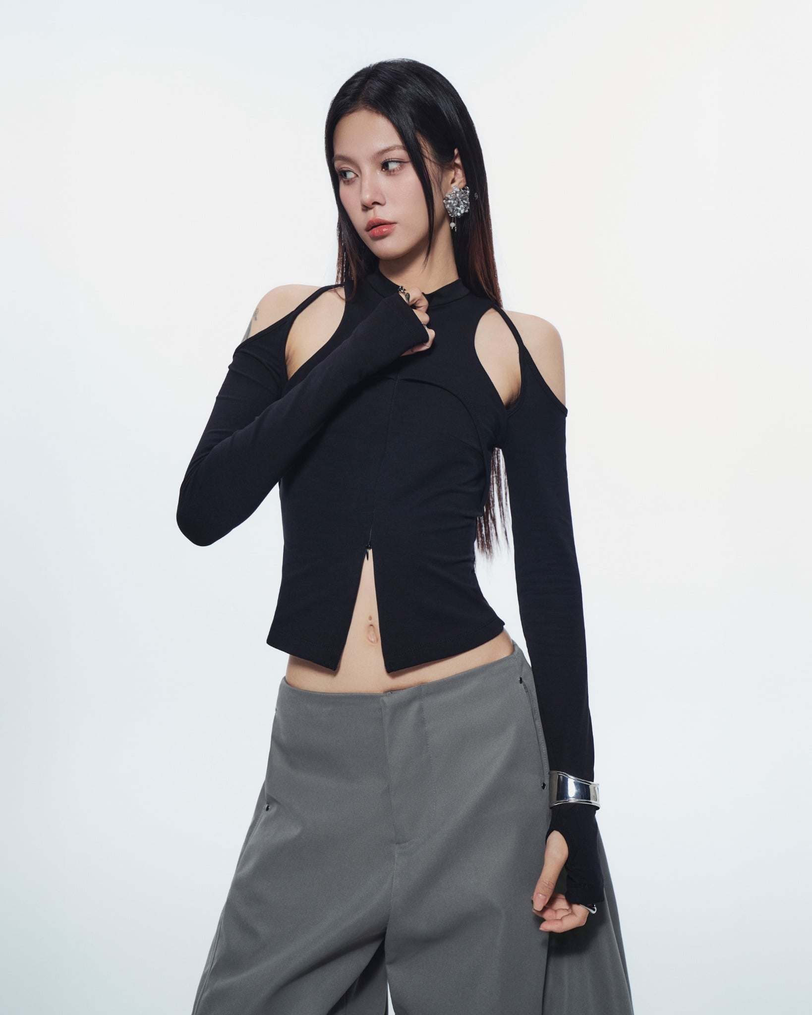 Caspian Long Sleeve Top (Black) — Bunnyhill