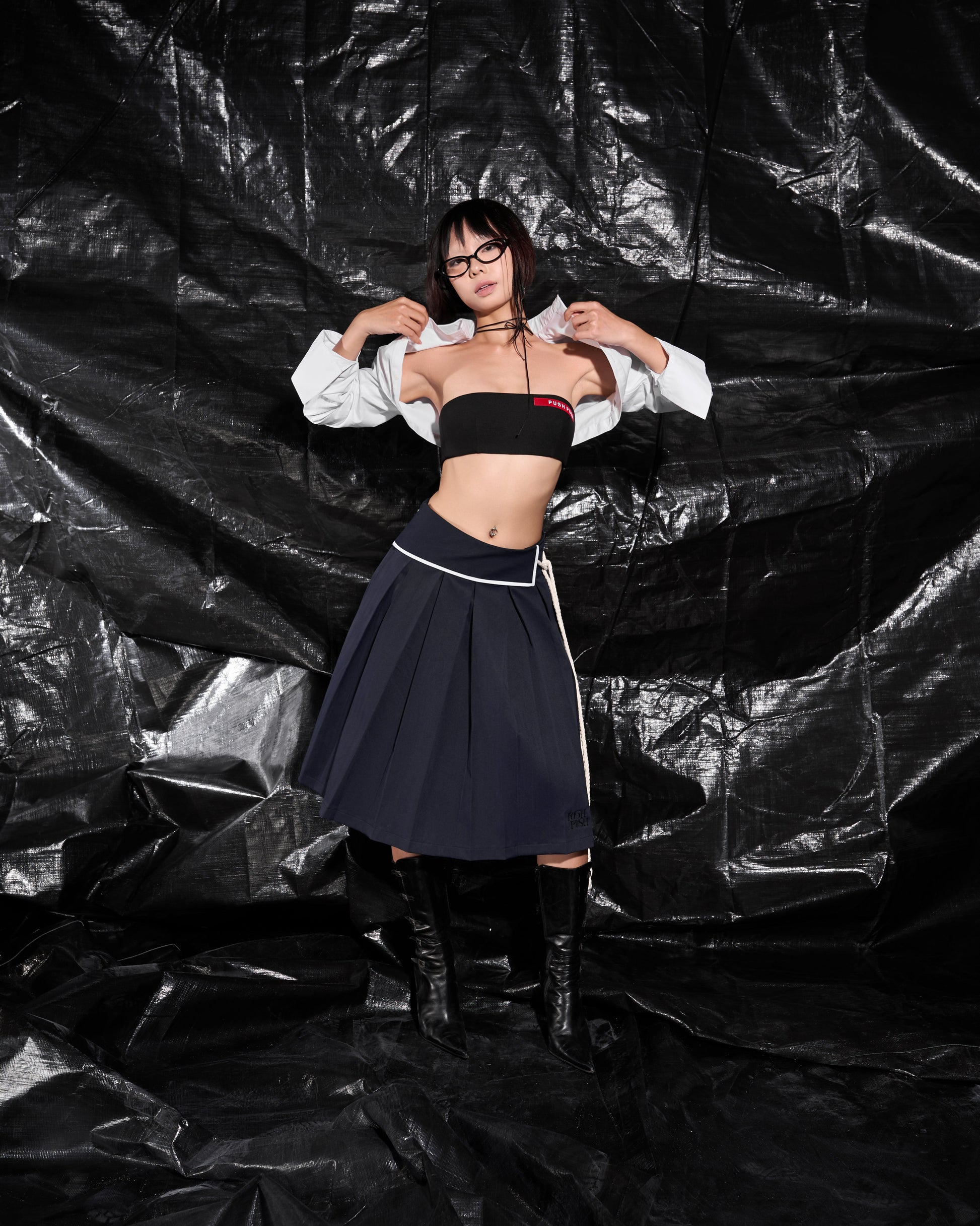 PUFFBALL CROP SHIRT